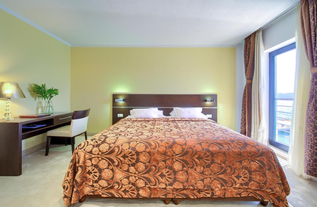 Hotel Marina 크르크 외부 사진